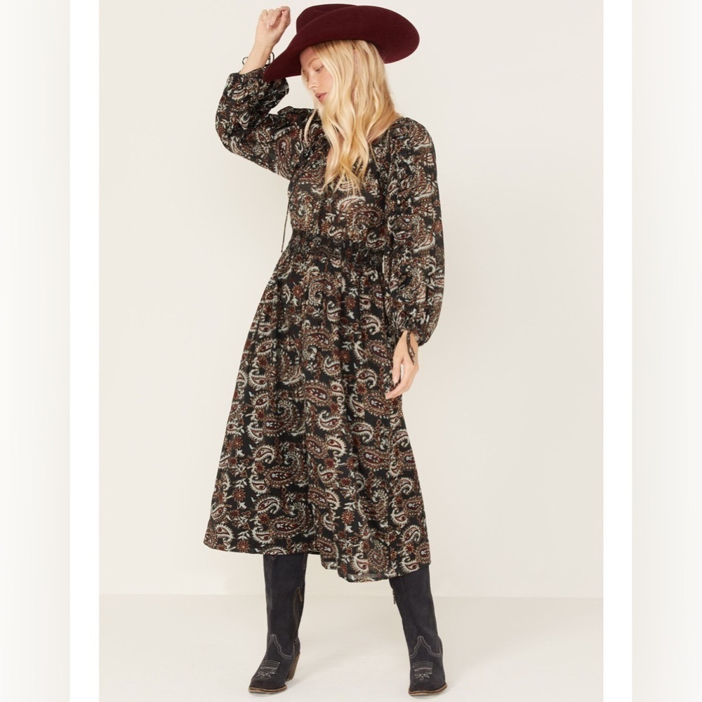 Tuckernuck CLEOBELLA CORRINE PAISLEY MIDI DRESS SIZE M $279 (selling online)